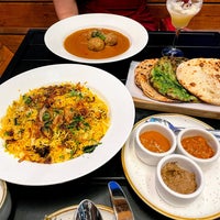 Снимок сделан в Qazi&amp;#39;s Indian Restaurant пользователем Sannidhi . 8/12/2021
