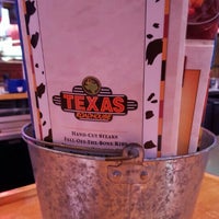 Photo taken at Texas Roadhouse by Fitz D. on 6/7/2016
