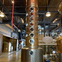 Foto scattata a Charleston Distilling da Kevin I. il 1/19/2019