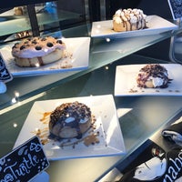 Photo taken at Cinnaholic by Sandra M. on 4/23/2017