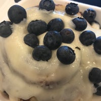 Photo taken at Cinnaholic by Sandra M. on 7/4/2017