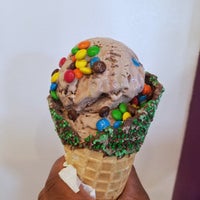 7/22/2017 tarihinde Chase M.ziyaretçi tarafından Westport Ice Cream Bakery'de çekilen fotoğraf