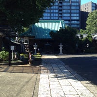 Photo taken at 聖王山 法明院 圓泉寺 by しーさん し. on 7/21/2015