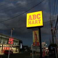 Photo taken at ABC-MART 青梅店 by しーさん し. on 12/25/2020