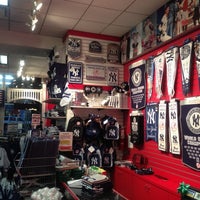 yankees clubhouse store
