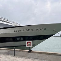 รูปภาพถ่ายที่ Spirit of Chicago Cruises โดย Brian B. เมื่อ 7/17/2022