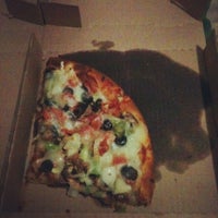 Foto tirada no(a) Numero Uno Pizza por Larry S. em 10/17/2012