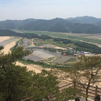 Photo taken at 회룡포 by 장현 김. on 5/17/2015