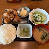 Photo taken at 炭火鳥料理 鳥番長 by Miyamans on 12/4/2019