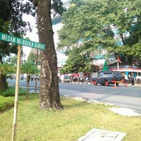 Photo taken at Jalan Medan Merdeka Barat by Ari W. on 8/21/2014