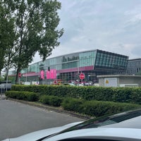 Foto diambil di Deutsche Telekom Campus oleh Michael . pada 6/27/2022