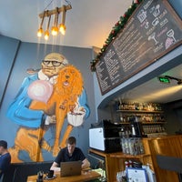 8/3/2022 tarihinde Igor M.ziyaretçi tarafından Kafital Coffee Roastery &amp;amp; Cocktail Bar'de çekilen fotoğraf
