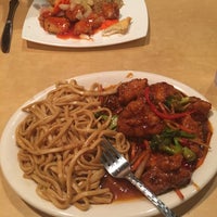 Photo taken at Leong&amp;#39;s Asian Diner by Ross U. on 11/17/2016