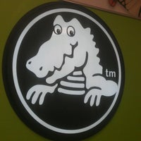 crocs philadelphia premium outlets