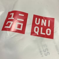 Photo taken at UNIQLO by devichancé on 9/22/2015