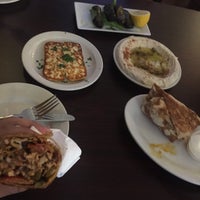 Das Foto wurde bei ZAATAR Mediterranean Cuisine von Ahmadsao A. am 9/13/2016 aufgenommen