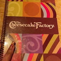 Photo taken at The Cheesecake Factory by Mei ソフィア Y. on 9/24/2021