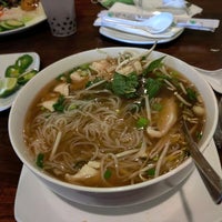 Photo taken at Phở Quyên Vietnamese Restaurant by Laura T. on 5/30/2021