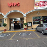 Photo taken at Vips Cuitlahuac by Khristian L. on 5/25/2013