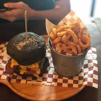 Photo taken at Jim&amp;#39;s Burger by Tata U. on 8/25/2018