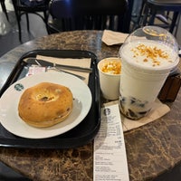 Photo taken at Starbucks by Tata U. on 11/18/2023
