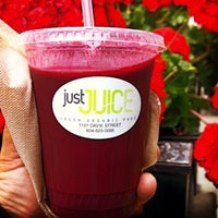 Photo taken at Just Juice by Phil Q. on 7/24/2014