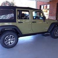 รูปภาพถ่ายที่ Shottenkirk&amp;#39;s Cherokee Chrysler Dodge Jeep Ram โดย Marc A. เมื่อ 11/10/2012