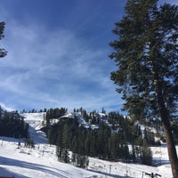Photo taken at Bear Valley Mountain by Utopiya on 12/30/2017