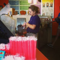 Photo taken at Smoothie King by Ashley G. on 3/30/2013
