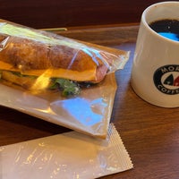Photo taken at MORIVA COFFEE 横浜山下町店 by 先住民 (. on 10/30/2023
