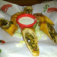 Photo taken at Chili&amp;#39;s Grill &amp;amp; Bar by Noel B. on 2/21/2013
