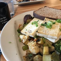 Photo taken at Portage Bay Cafe by y0kS on 3/8/2018