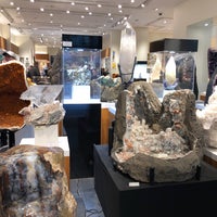 Photo taken at Astro Gallery of Gems by Tari U. on 5/10/2019