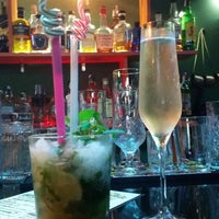 1/24/2018 tarihinde Ashley S.ziyaretçi tarafından Mañana Cocktail Bar'de çekilen fotoğraf