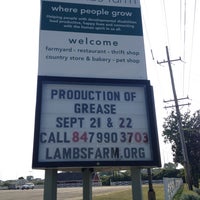 Das Foto wurde bei Lambs Farm von Elizabeth R. am 8/27/2013 aufgenommen