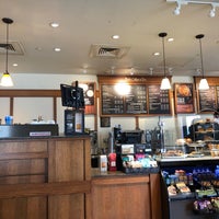 10/29/2017にSaul E.がPeet&#39;s Coffee &amp; Teaで撮った写真