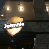 Photo taken at Johnnie Special Burger by Guilherme C. on 8/11/2017