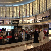 Foto tirada no(a) The Dubai Mall por Abdulaziz M. em 5/3/2013