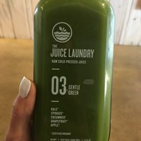 รูปภาพถ่ายที่ The Juice Laundry โดย Chrys D. เมื่อ 4/8/2018