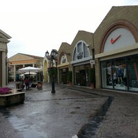 Castel Romano Designer Outlet - 195 tips dari 11104 pengunjung