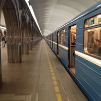 Photo taken at metro Akademicheskaya by Максим Г. on 4/25/2013
