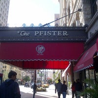 9/23/2012にSam K.がThe Pfister Hotelで撮った写真