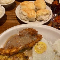 Photo taken at Cracker Barrel Old Country Store by Nick C. on 11/22/2020