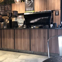 4/5/2018にNick C.がGregorys Coffeeで撮った写真