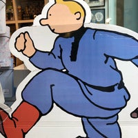Photo taken at Kuifje, Bobbie en Kapitein Haddock / Tintin, Milou et le Captinaine Haddock by Rakhma F. on 9/18/2019