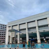 Photo taken at Jurong West Swimming Complex by Jun Yong C. on 5/5/2019
