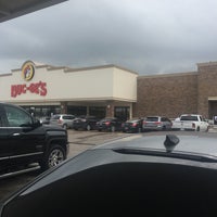 Photo taken at Buc-ee&amp;#39;s by Ankit K. on 3/5/2018