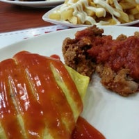 Photo taken at BBQ Chicken by Zulkarnain .. on 12/31/2012