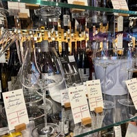Foto diambil di Noble Wine Store oleh K pada 3/4/2023