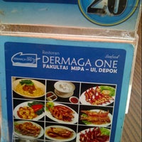 Photo taken at Dermaga One Seafood by Yoni F. on 11/8/2012